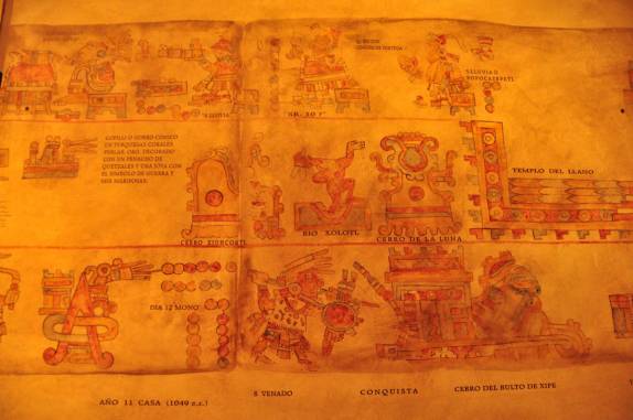 Exemplo de um códice zapoteca, no Museu de Cultura de Oaxaca, no México